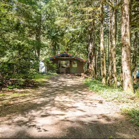 High Ridge Hideaway Cabin